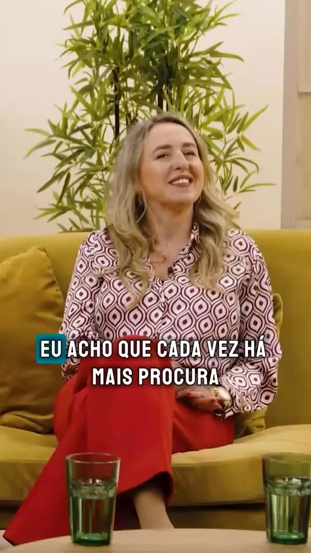No 10.º episódio do nosso videocast, falámos sobre como a mobilidade, a segurança e as experiências moldam as nossas viagens, seja na estrada, no mar ou no dia-a-dia. 🌍🚗🚢

A Sílvia Oliveira da @msccruisesofficial explicou-nos porque é que os cruzeiros estão cada vez mais na rota de quem quer uma viagem completa: todos os dias num destino diferente, com gastronomia premium, espetáculos ao estilo Broadway e um serviço de excelência a bordo. ✨

Sabias que hoje em dia há cada vez mais faixas etárias a viajar de cruzeiro?

Descobre tudo no episódio completo no link da bio. 🙌🏻